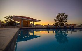 Karras Hotel